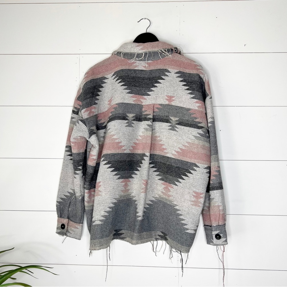 La Miel Aztec Print Boxy Raw Hem Jacket - Picture 4 of 8